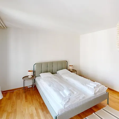 3br With The Basics Covered *