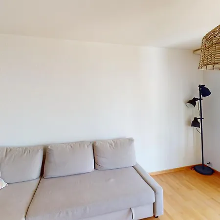 3br With The Basics Covered Apartman *